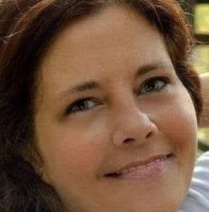 Meet your Posher, Juanita